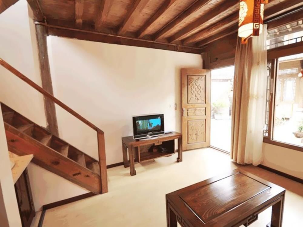 Golden Waterfront Inn Lijiang  Eksteriør billede
